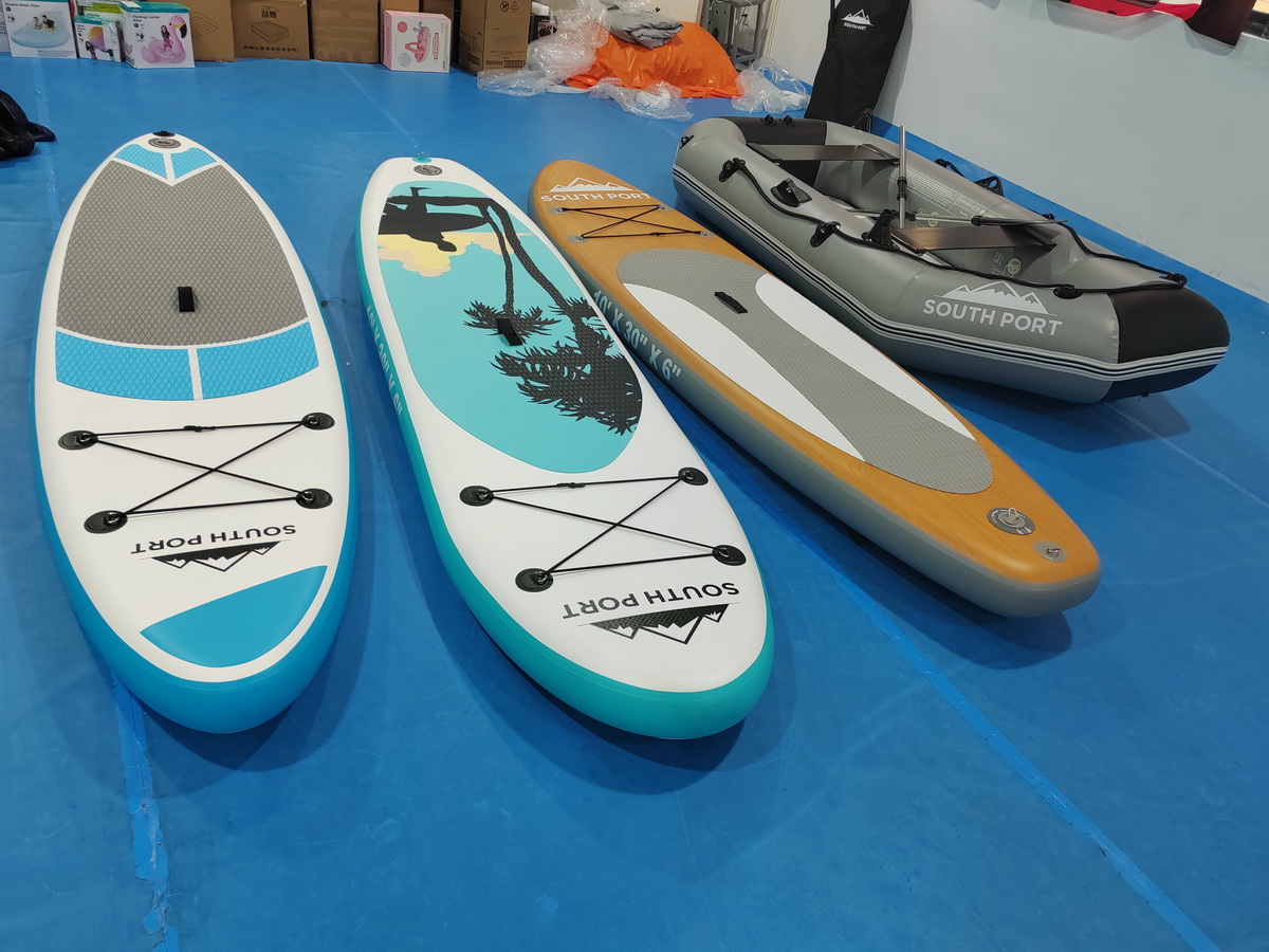The complete process of standard inspection for export surfboards, essential for export quality control.